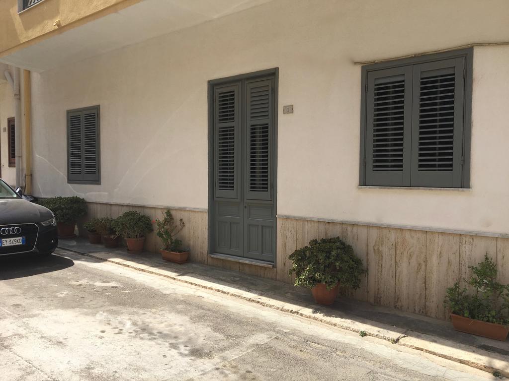 טראפטו Appartamento Al Mare Cusumano מראה חיצוני תמונה